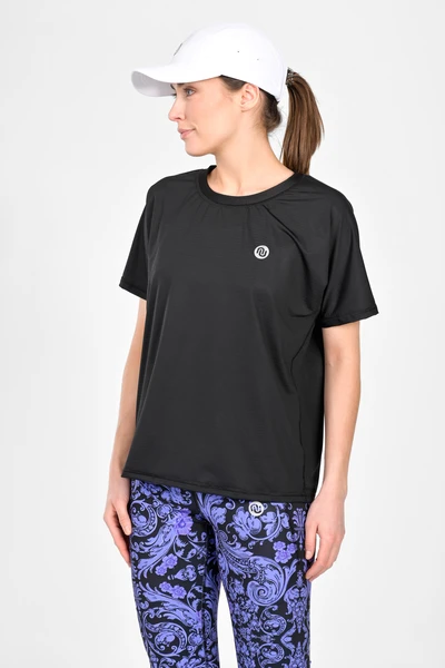Volné sportovní tričko Black